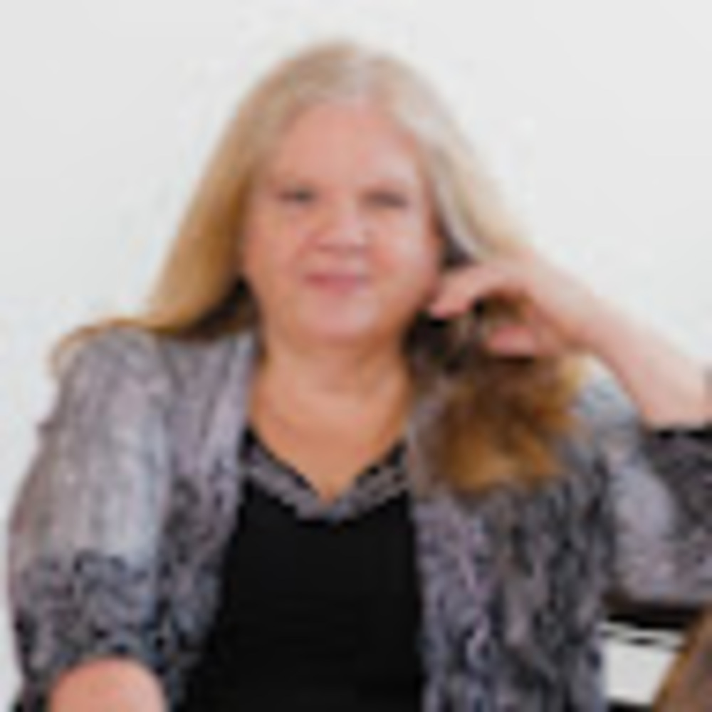 Meet your Posher, Carol